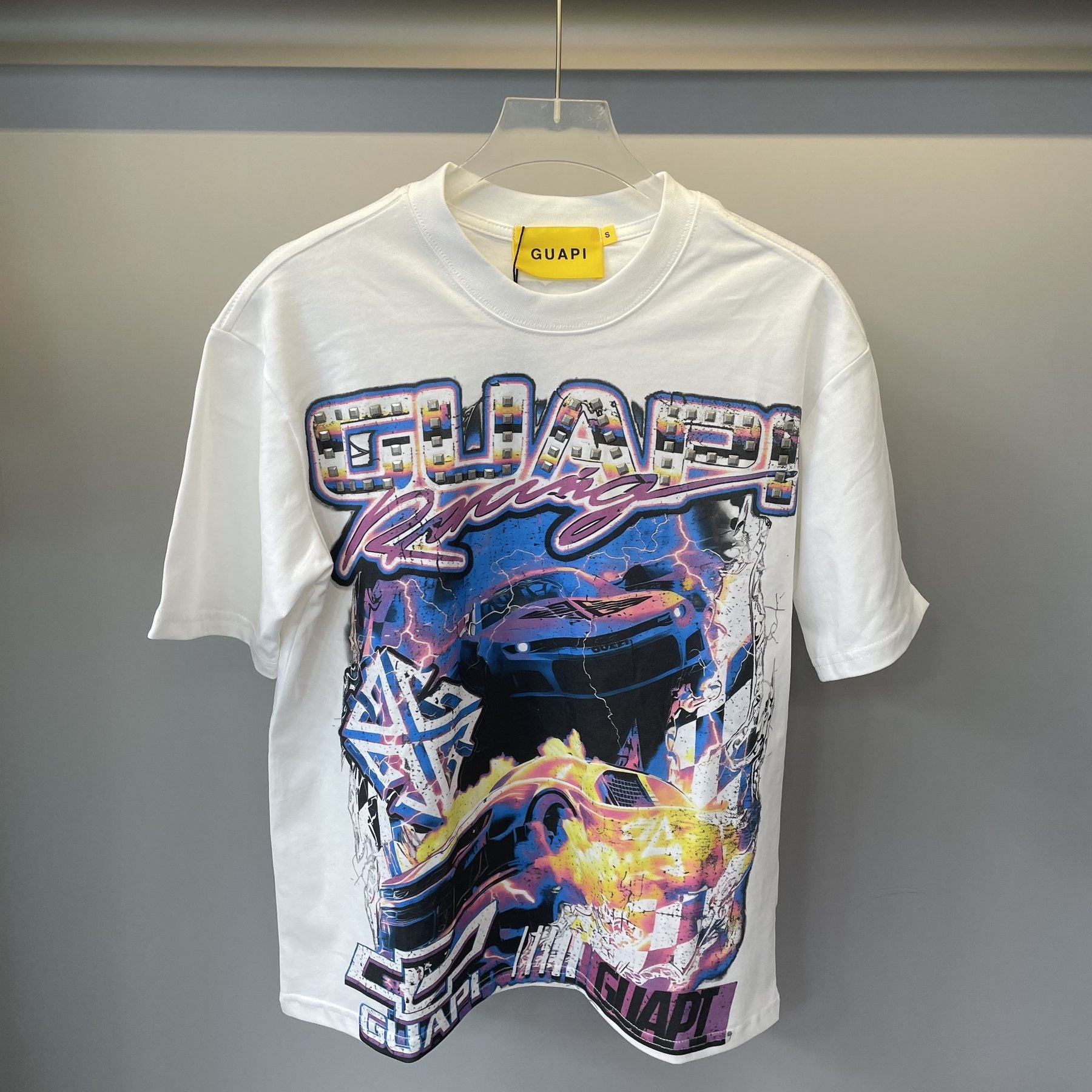 GUAPI Racing Car Graphic T-Shirt — front