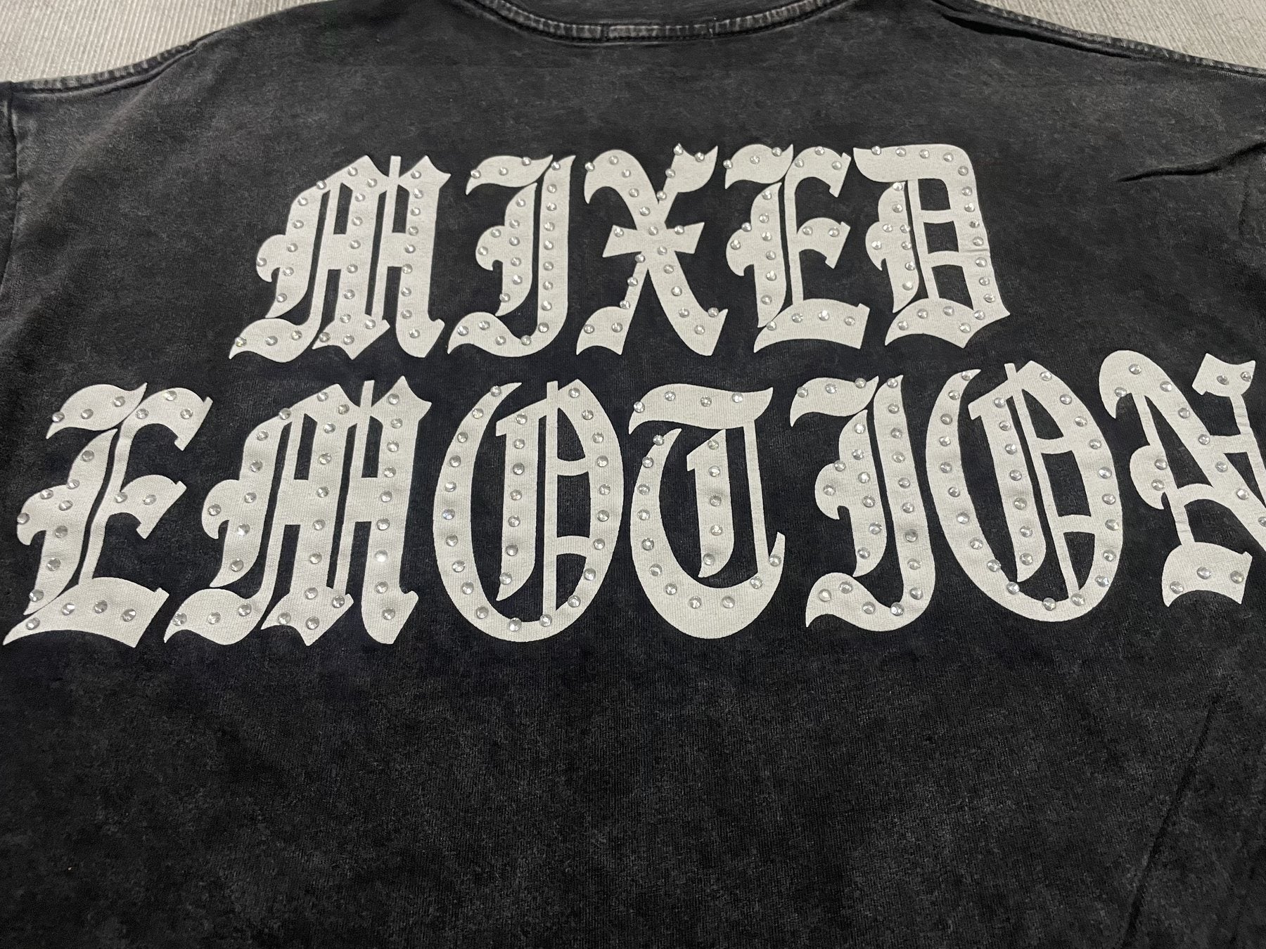MIXED EMOTION Rhinestone Graphic Acid-Wash T-Shirt — detail