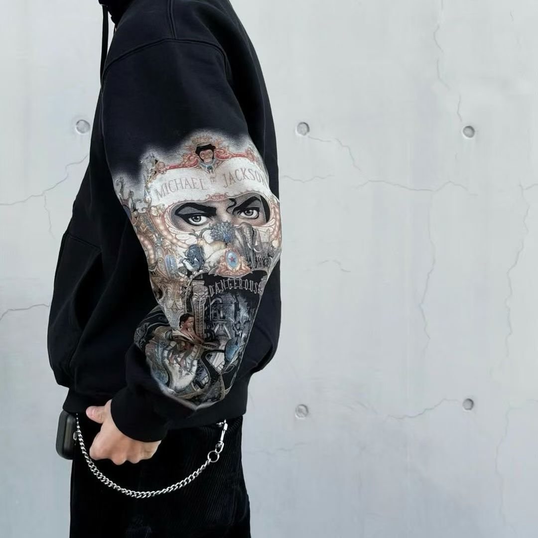 Supreme Graphic Sleeve Zip Hoodie — detail