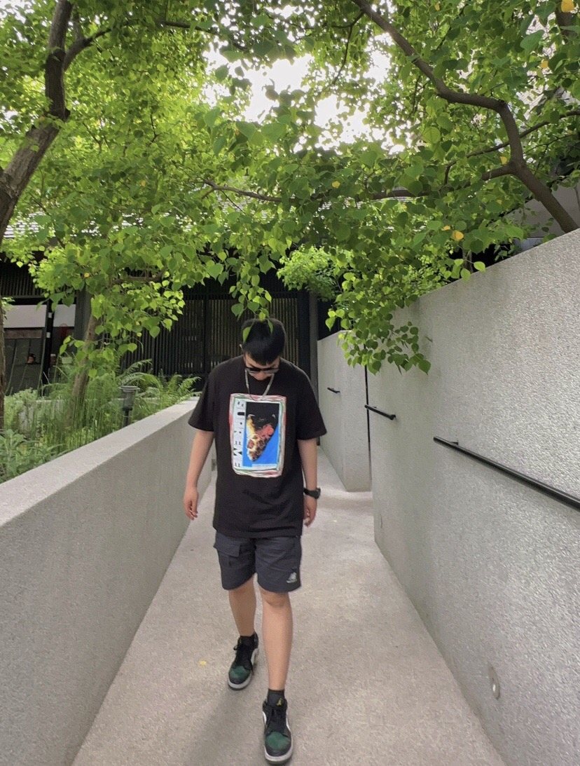 Supreme Mask Graphic Short-Sleeve T-Shirt — context