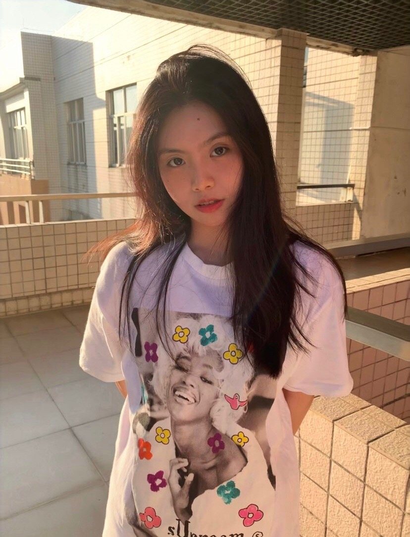 Supreme Naomi Portrait Floral Graphic T-Shirt — context
