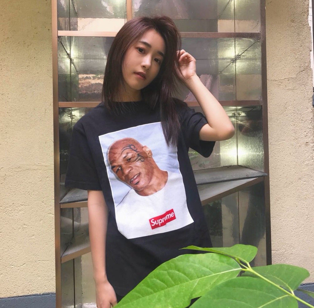 Supreme Mike Tyson Portrait Graphic T-Shirt — model