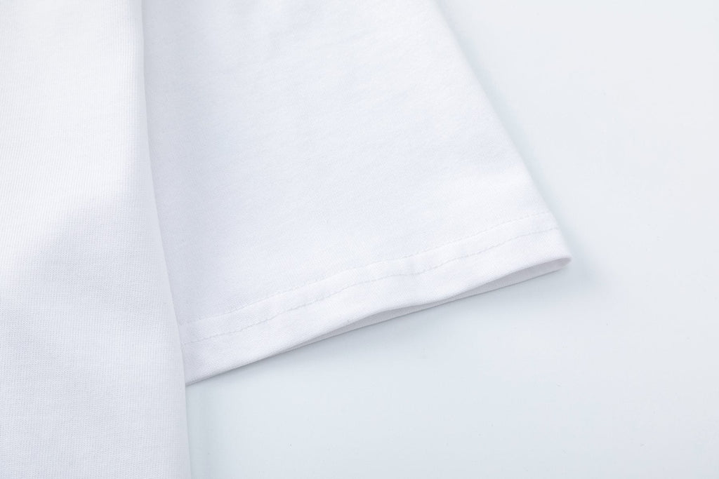 Supreme World Famous Short-Sleeve Graphic T-Shirt — fabric_closeup