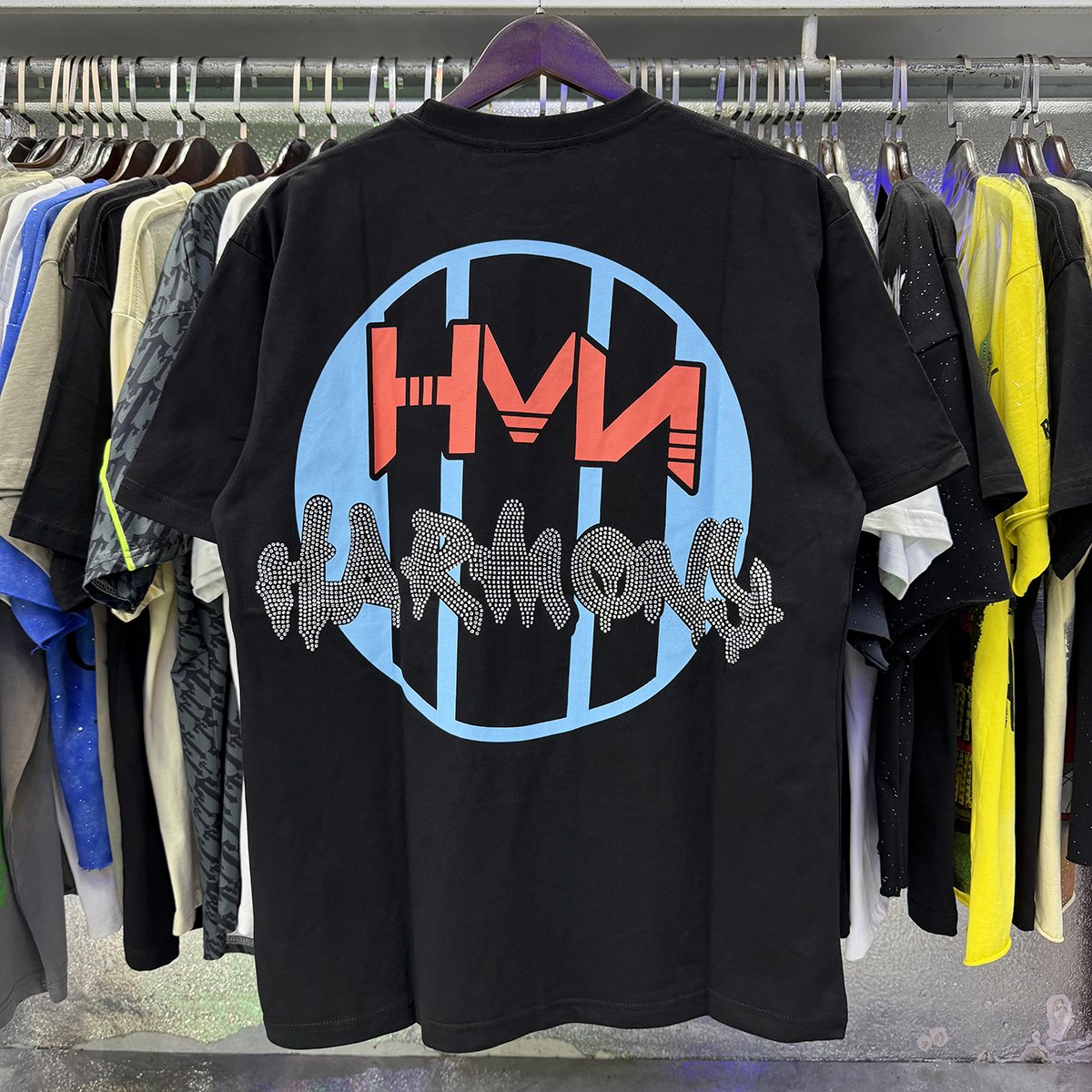 HARMONY Sunglasses Skull Graphic T-Shirt — context