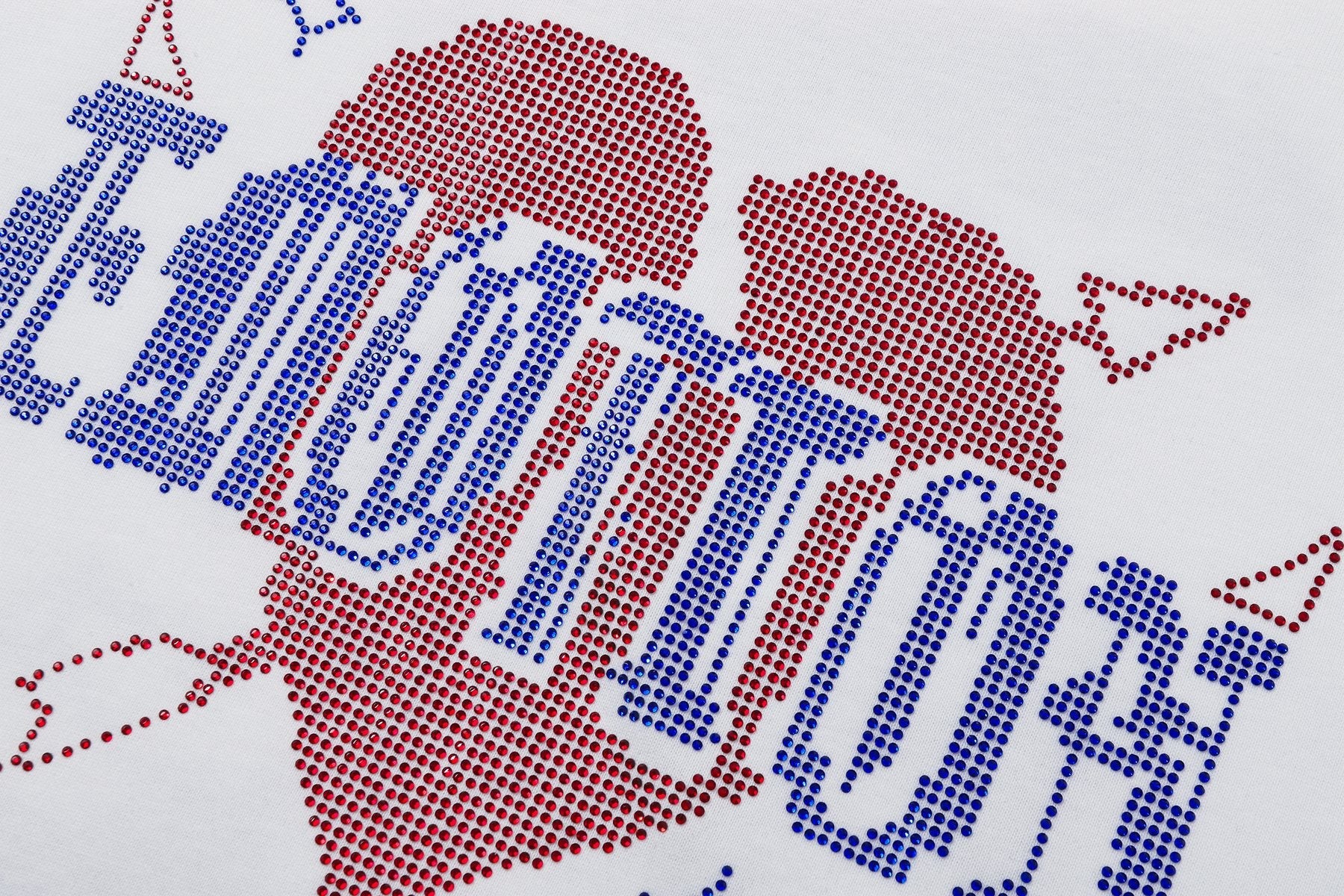 MIXED EMOTION Heart Graphic Short-Sleeve T-Shirt — detail