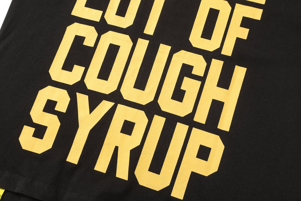 THAT'S A AWFUL LOT OF COUGH SYRUP Mona Lisa Graphic Short-Sleeve T-Shirt — detail