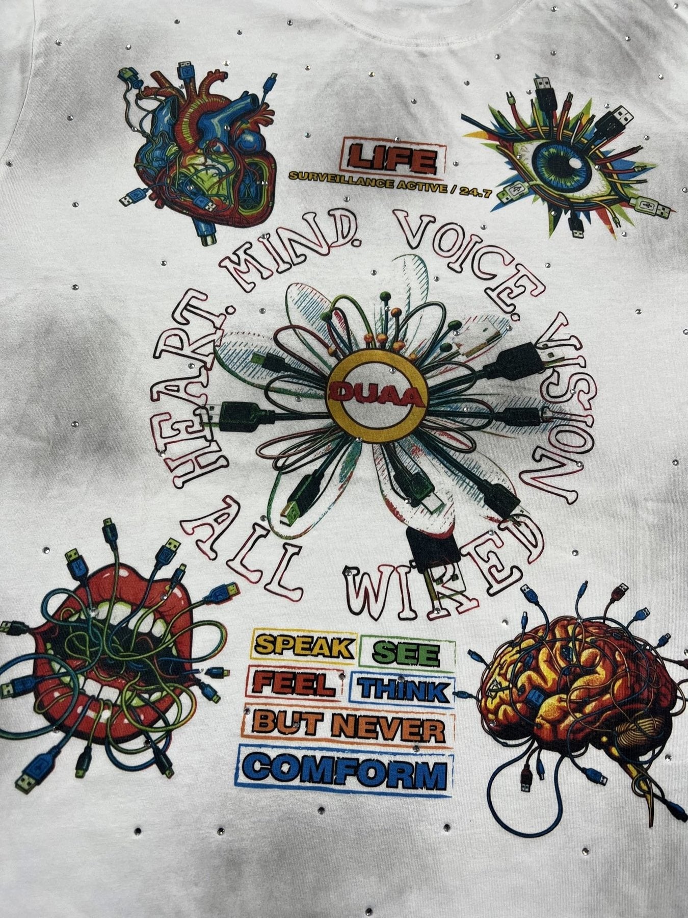DUAA New Age Graphic T-Shirt — detail
