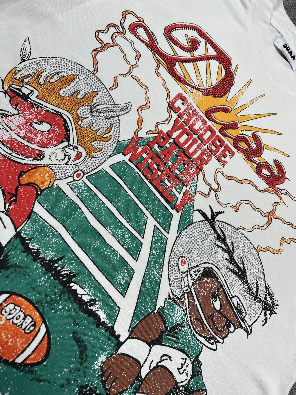 DUAA New Age Rhinestone Graphic T-Shirt — detail