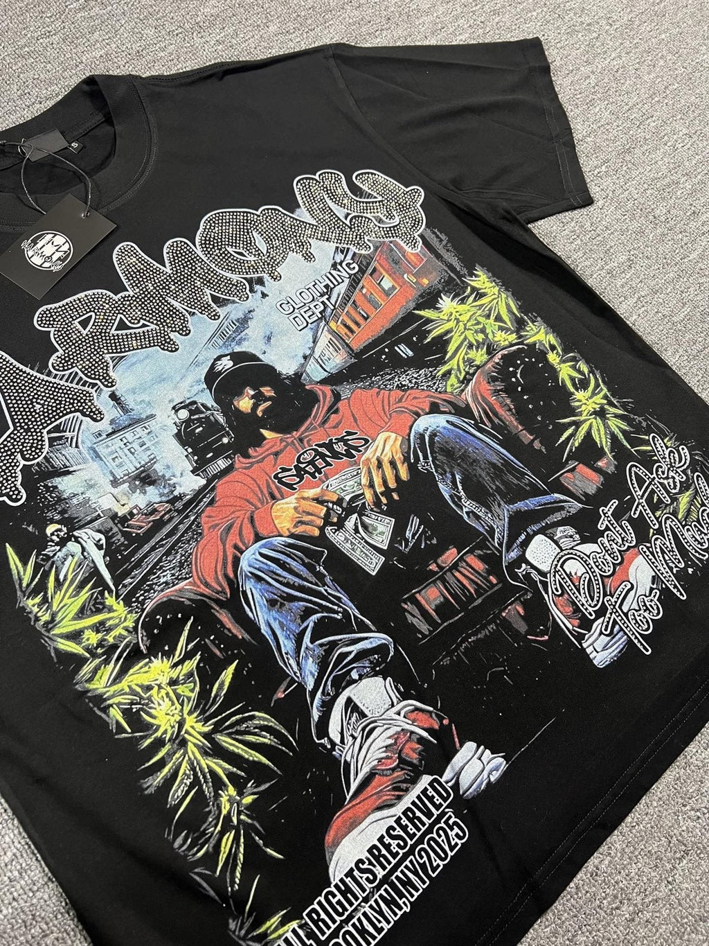 HARMONY New Age Seated Figure Graphic T-Shirt — detail