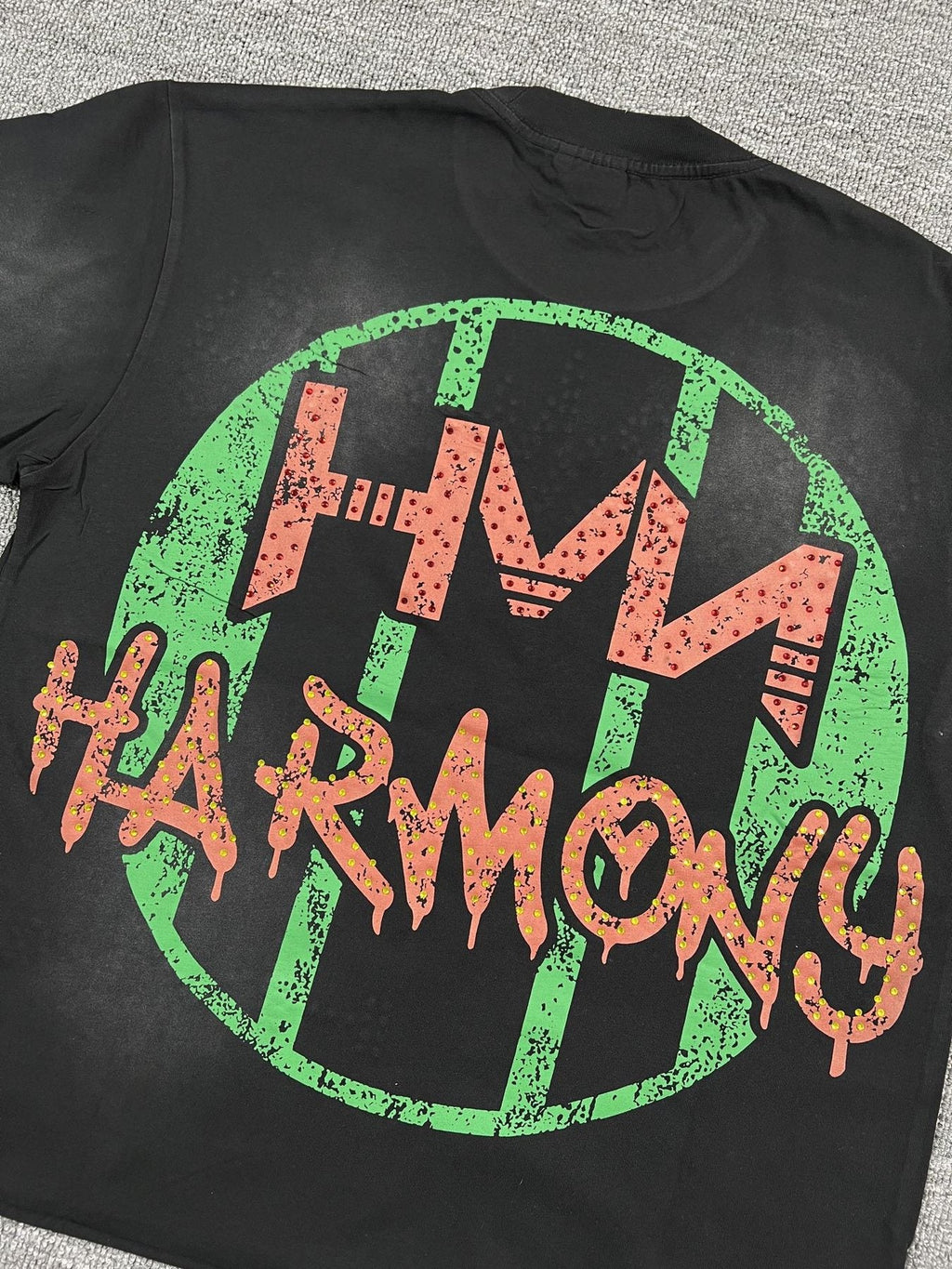 HARMONY New Age Rhinestone Graphic T-Shirt — detail