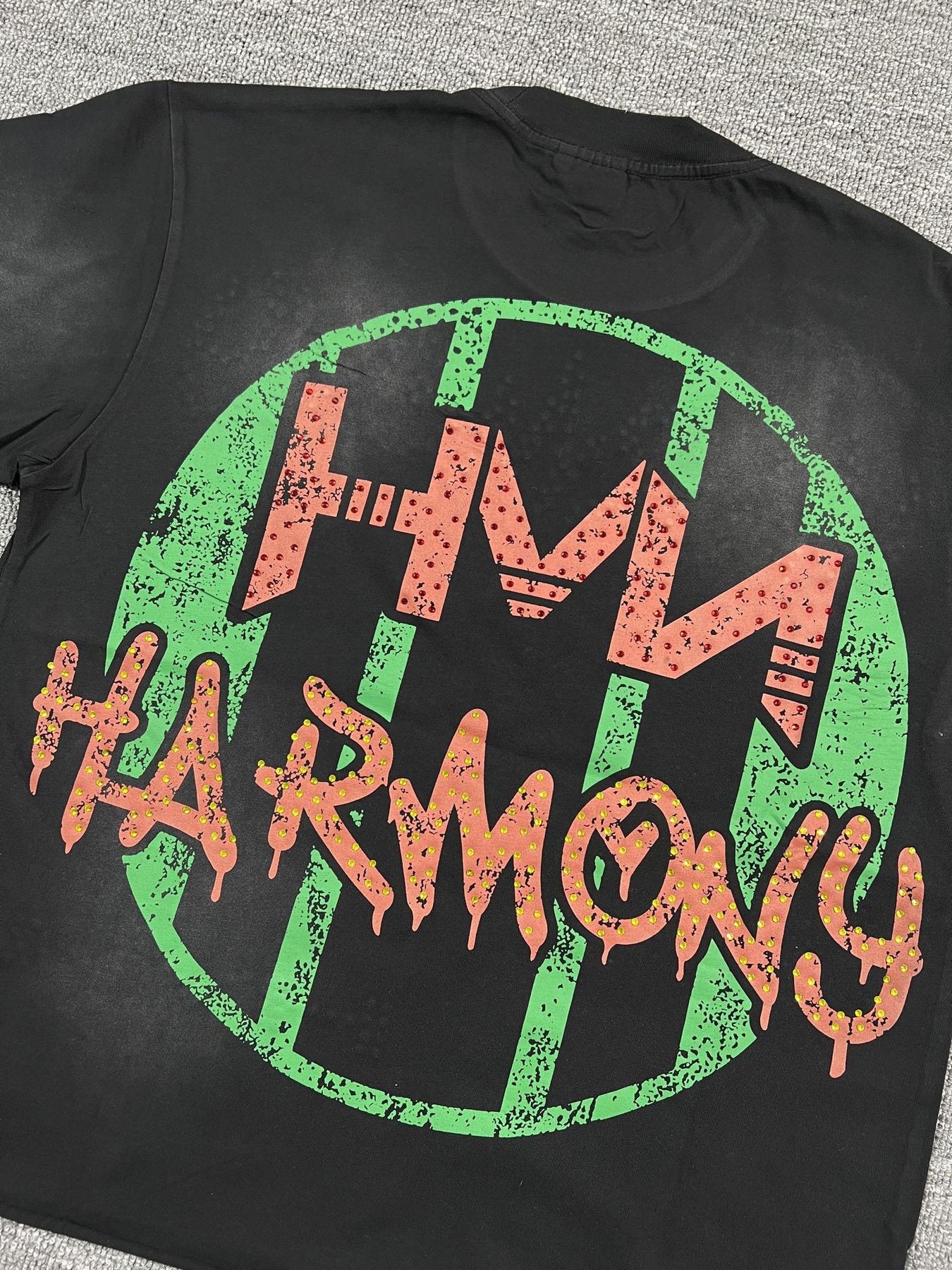 HARMONY New Age Rhinestone Graphic T-Shirt — detail