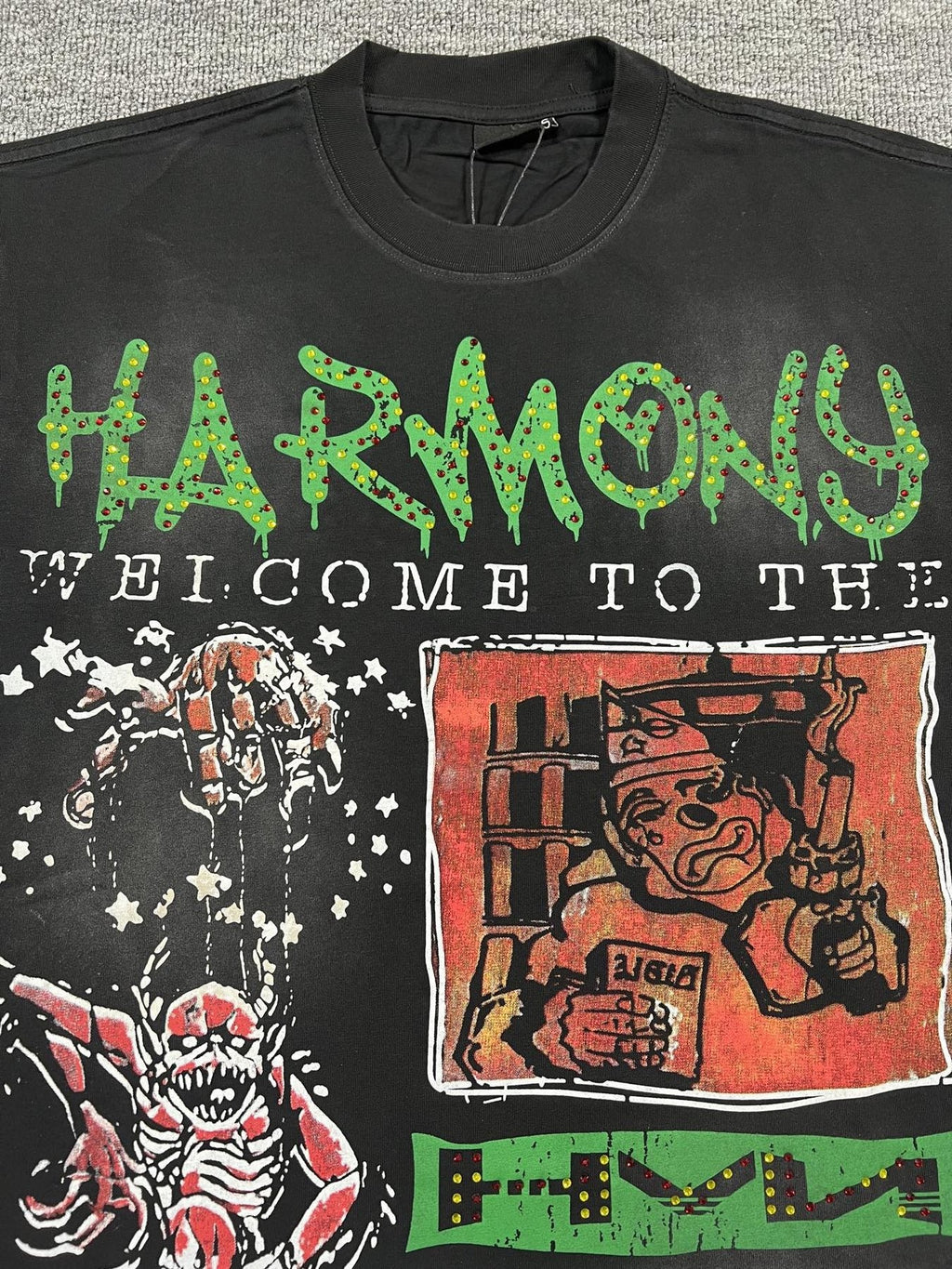 HARMONY New Age Rhinestone Graphic T-Shirt — detail