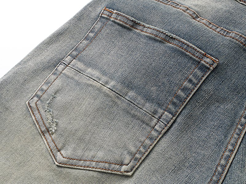 AMIRI Light Blue Letter Patch Denim Shorts — detail