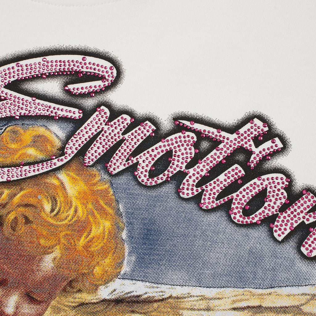 MIXED EMOTION Angel Horse Graphic T-Shirt — detail