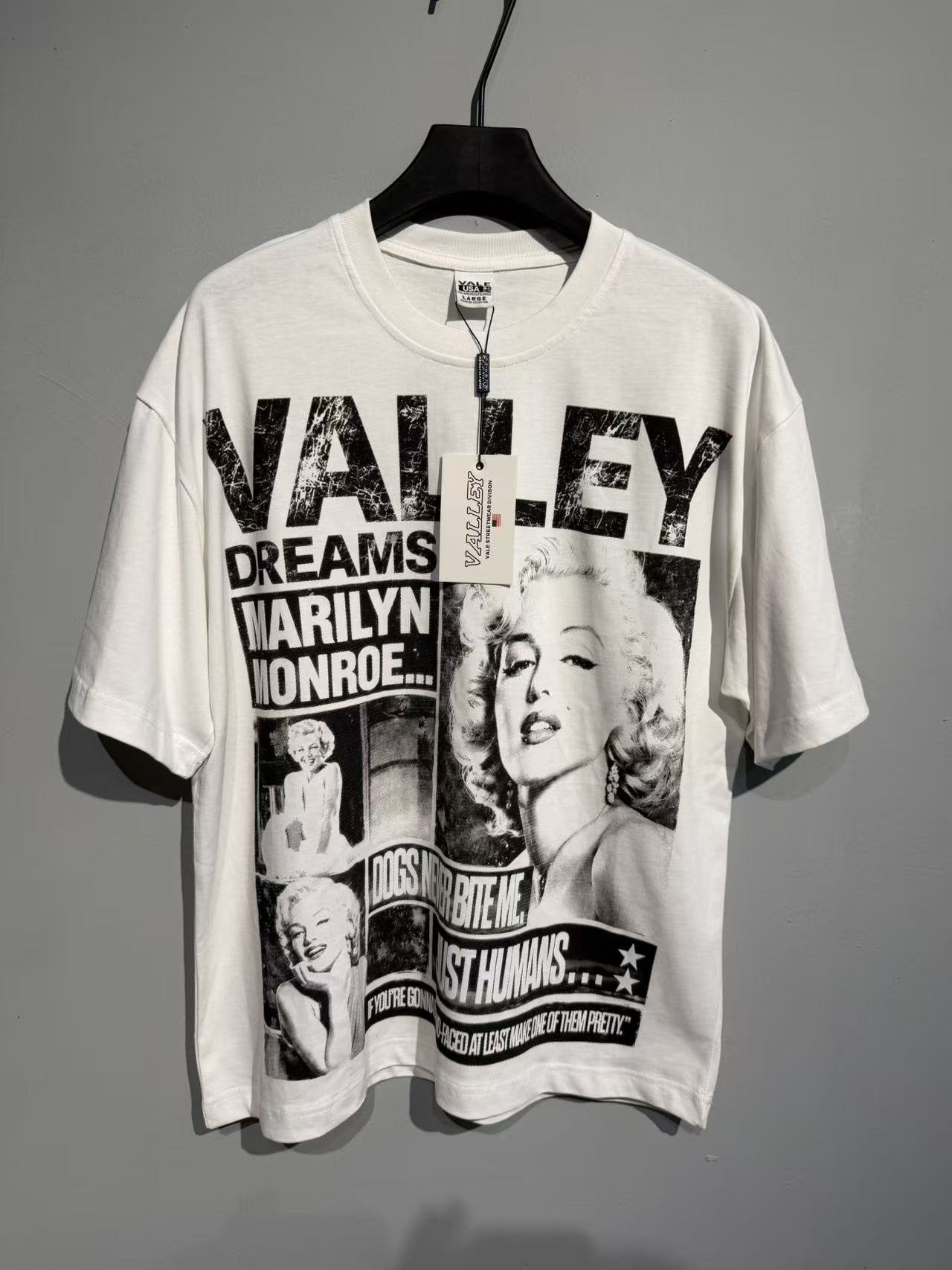 Valley Dreams Marilyn Monroe Portrait Graphic T-Shirt — hero
