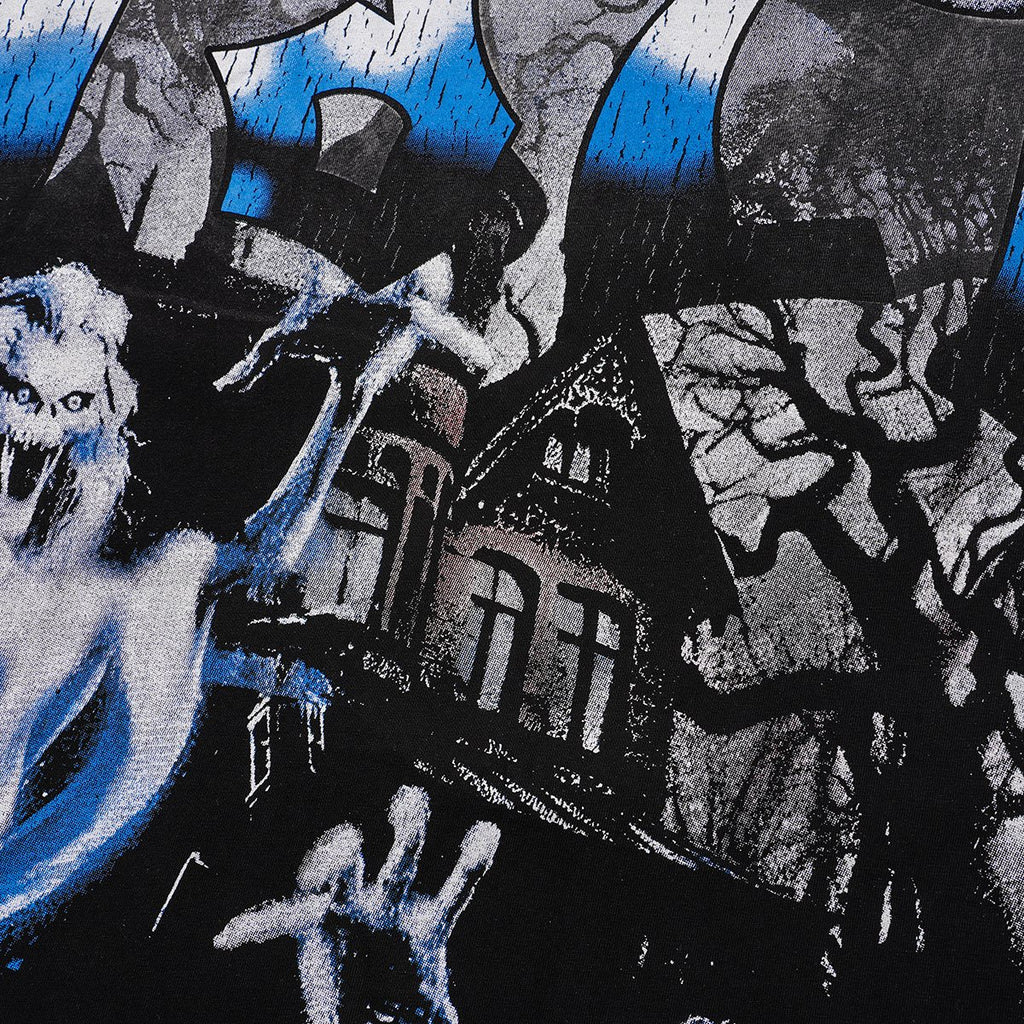 VALE USA Haunted House Ghost Graphic T-Shirt — detail