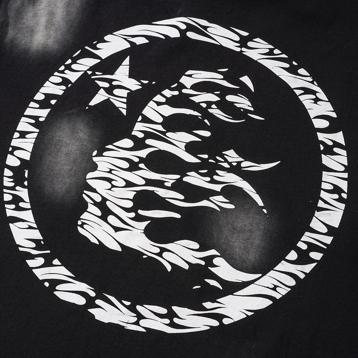 Hellstar Circular Back Graphic Short-Sleeve T-Shirt — detail