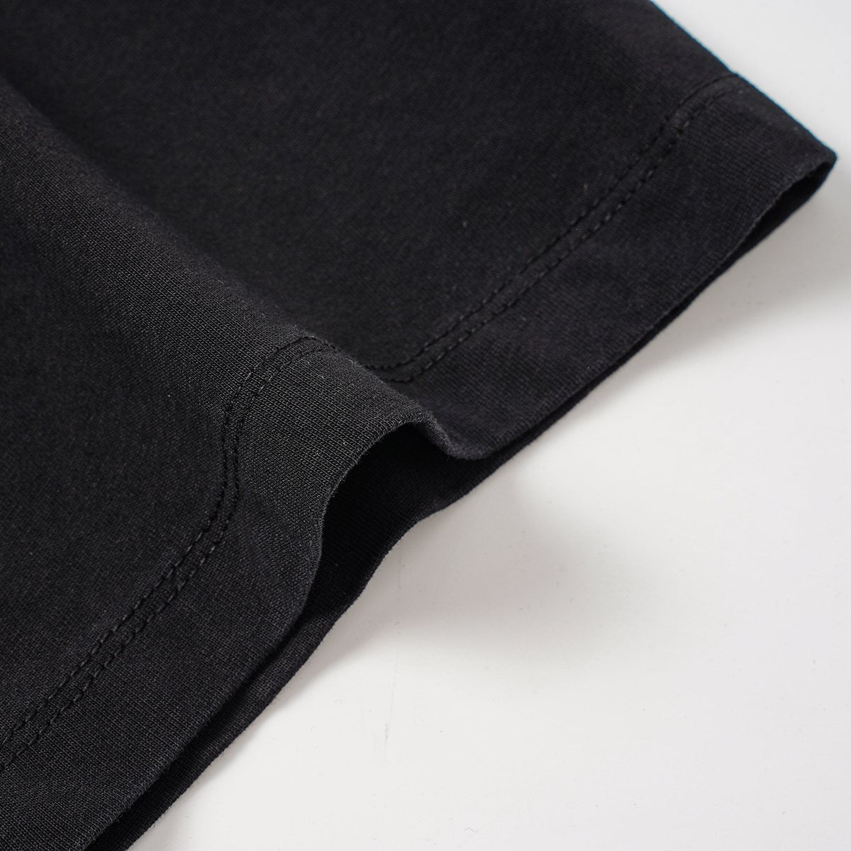 Hellstar Circular Back Graphic Short-Sleeve T-Shirt — detail