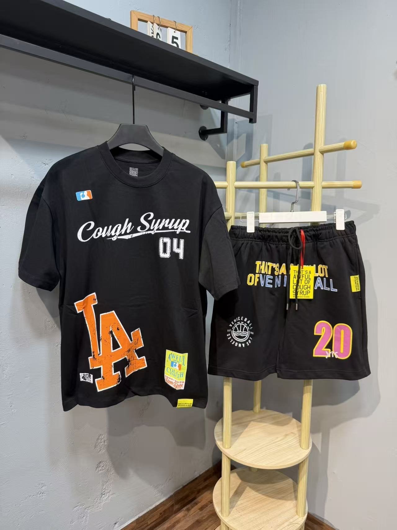 THAT'S A AWFUL LOT OF COUGH SYRUP LA Graphic Short-Sleeve Set — front
