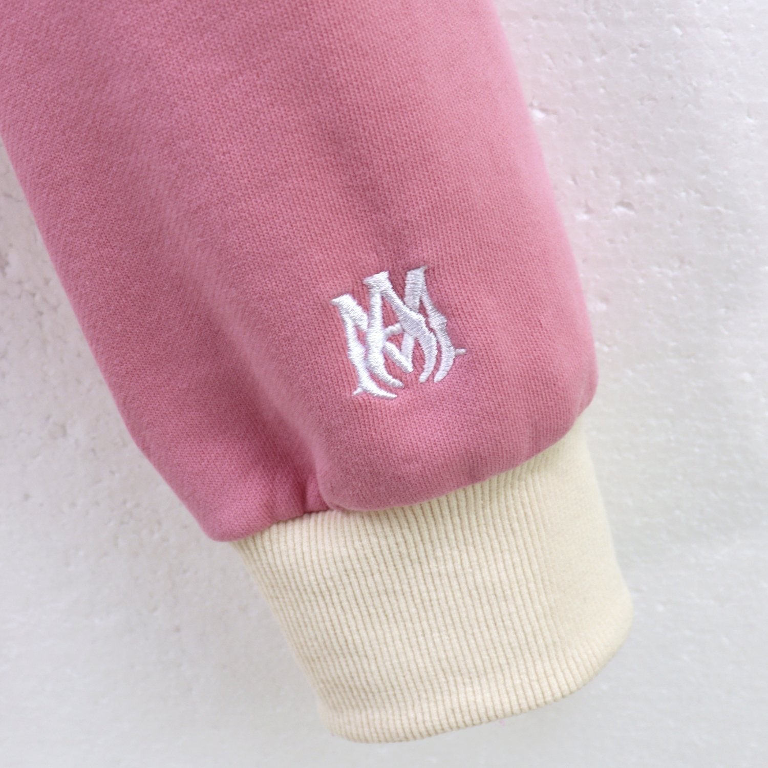 AMIRI Collegiate Wordmark Three-Piece Matching Set — detail