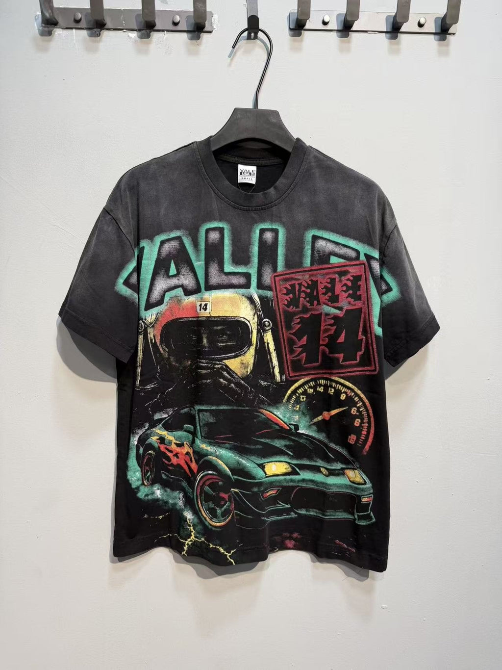 VALLEY 14 Racing Car Graphic T-Shirt — front
