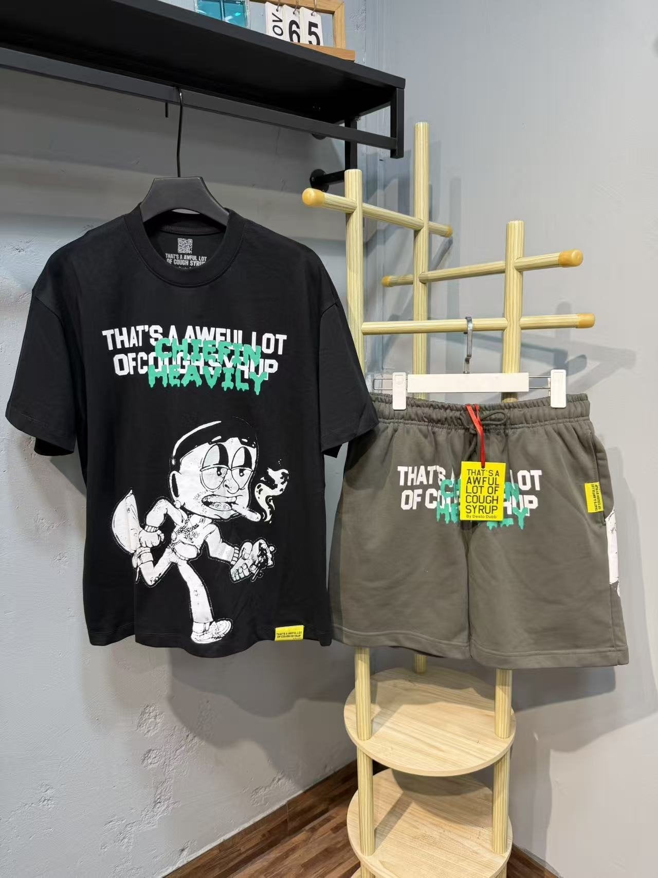 THAT'S A AWFUL LOT OF COUGH SYRUP Graphic Short-Sleeve Set — front