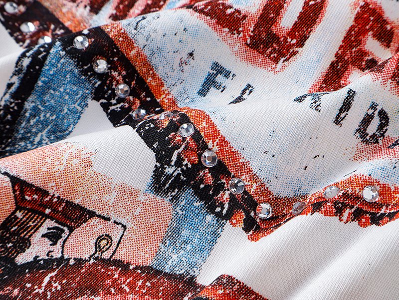 MIXED EMOTION Casino Graphic Short-Sleeve T-Shirt — fabric_closeup