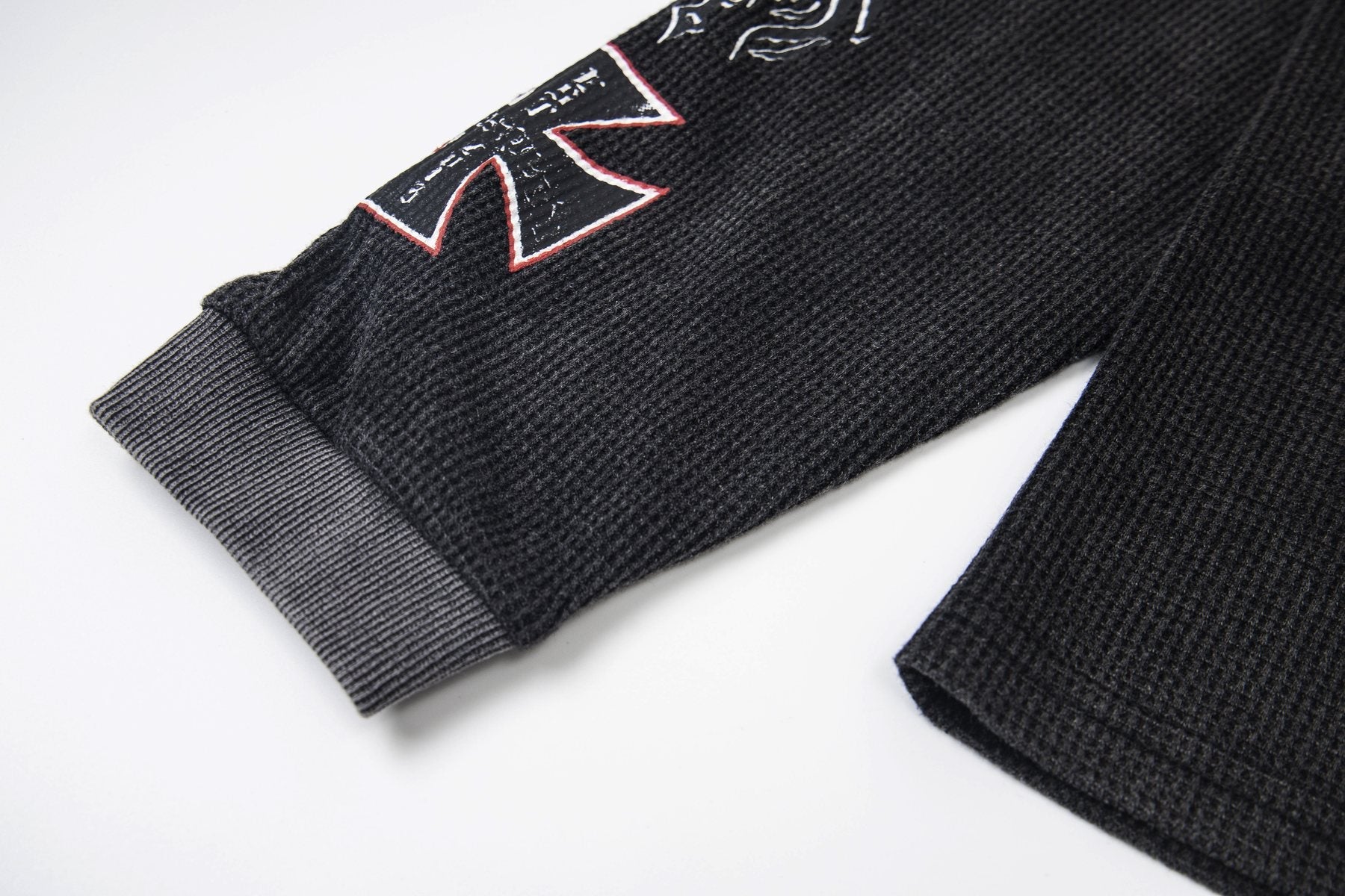 Godspeed Out of Many One Graphic Long-Sleeve T-Shirt — detail
