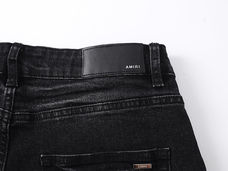 AMIRI Hollywood Lettering Distressed Jeans in Black — detail