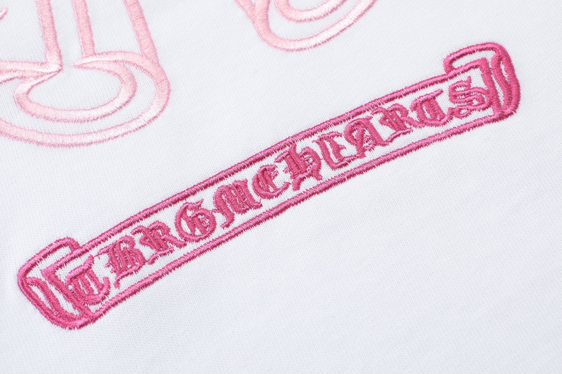 Chrome Hearts Cross Graphic Raglan Long-Sleeve T-Shirt — detail