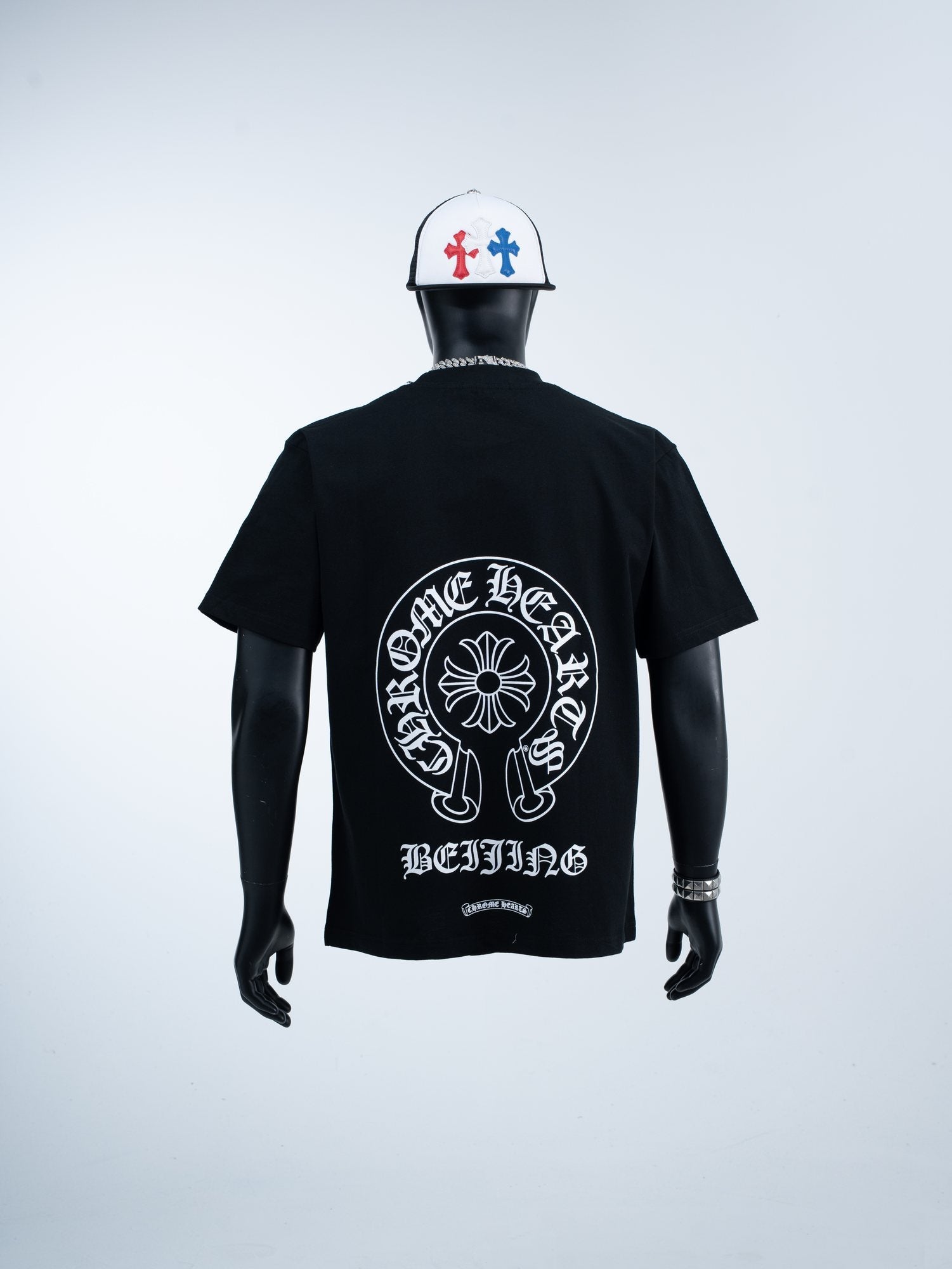 Chrome Hearts Horseshoe Script Graphic T-Shirt — hero