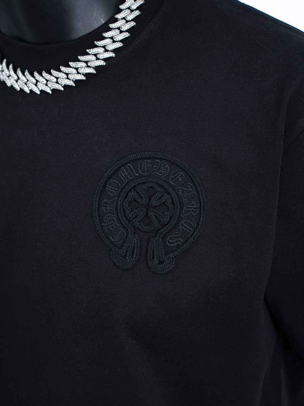 Chrome Hearts Horseshoe Embroidered Short-Sleeve T-Shirt — detail