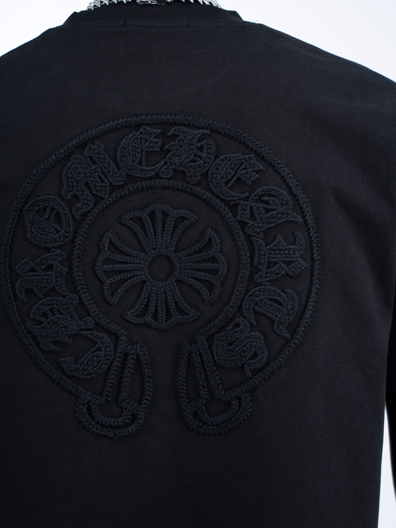 Chrome Hearts Horseshoe Embroidered Short-Sleeve T-Shirt — detail