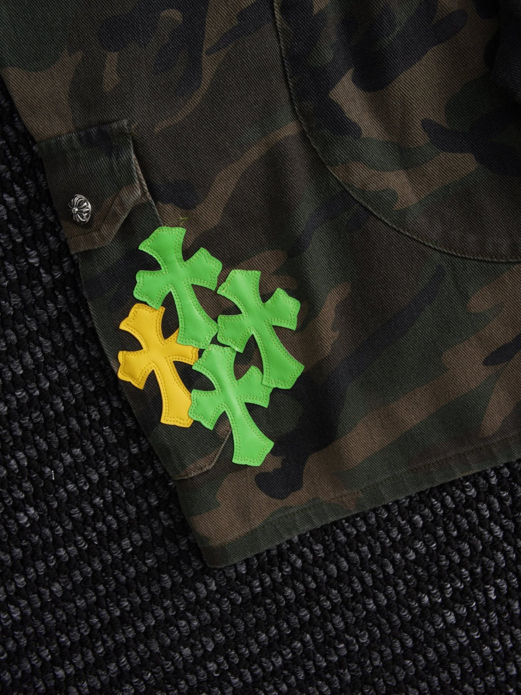 Chrome Hearts Camouflage Cross Patch Cargo Shorts — detail