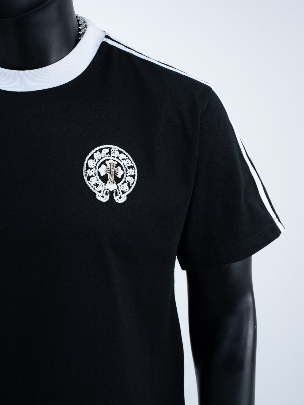 Chrome Hearts Horseshoe Cross Graphic T-Shirt — front