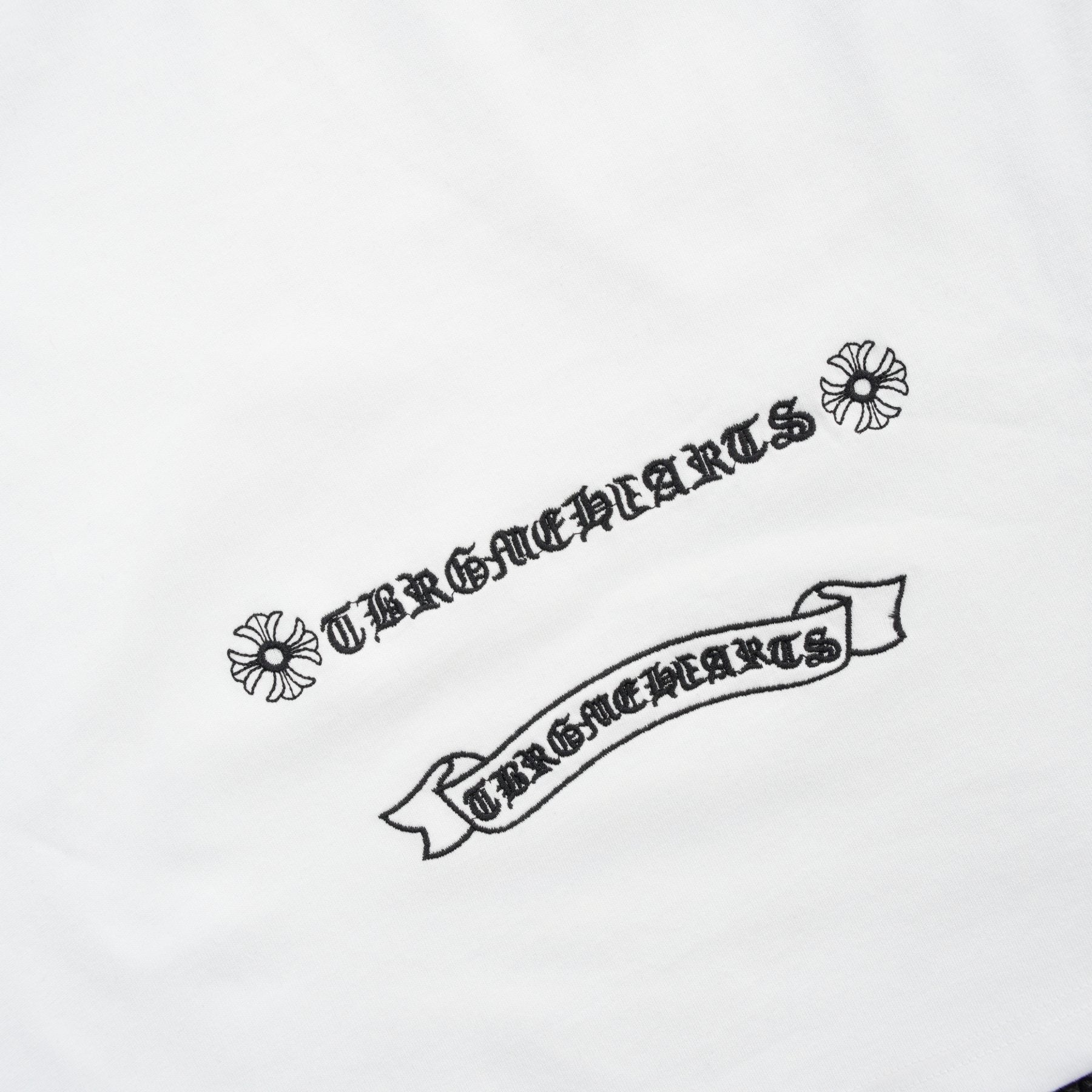 Chrome Hearts Contrast Cross Applique T-Shirt — detail