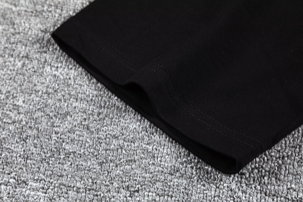 GUAPI Front & Back Graphic T-Shirt — fabric_closeup
