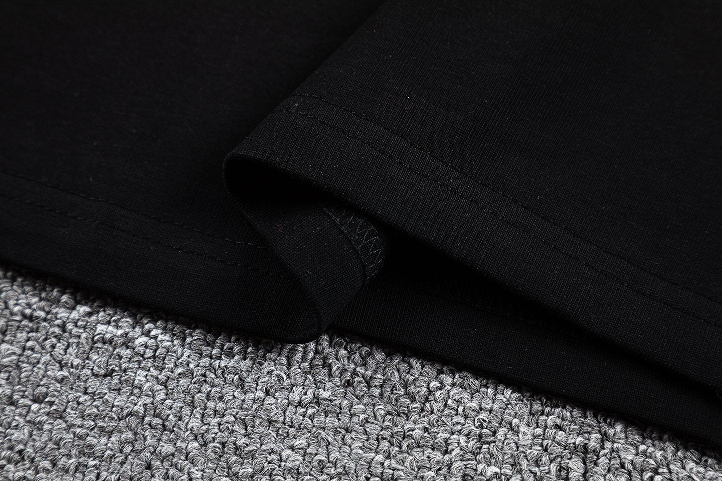 GUAPI Front & Back Graphic T-Shirt — fabric_closeup