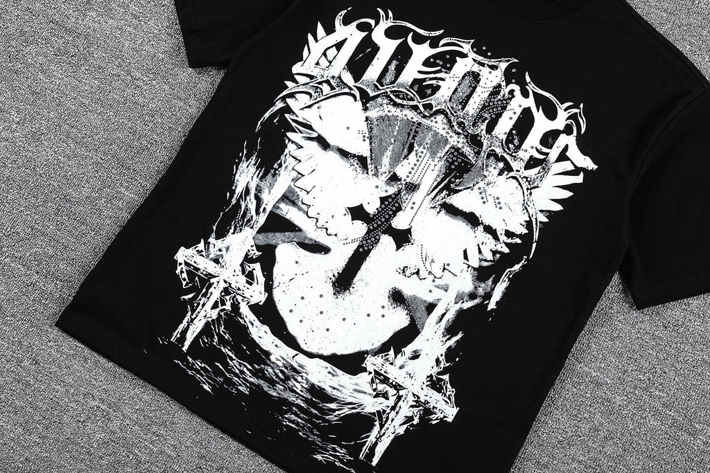 GUAPI Distressed Graphic T-Shirt — detail