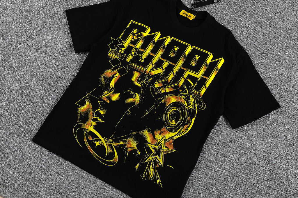 GUAPI Lost in Space Astronaut Graphic T-Shirt — front