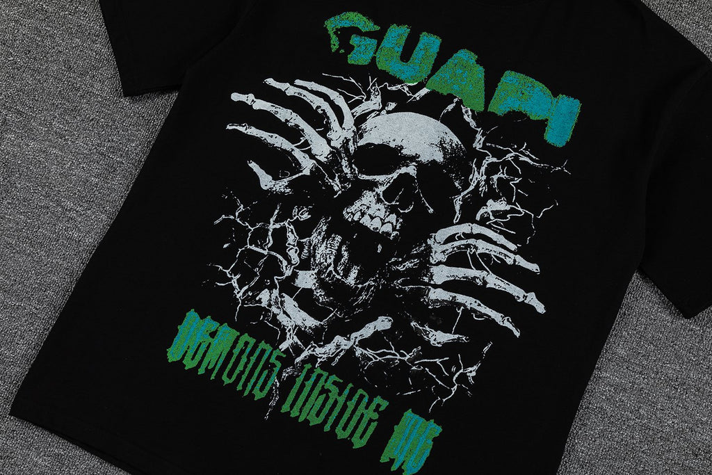 GUAPI Skull Ribcage Graphic T-Shirt — detail