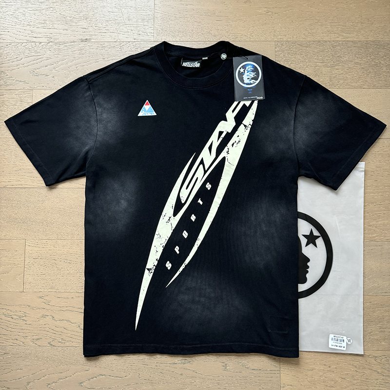 Hellstar Sports Graphic Short-Sleeve Set — context