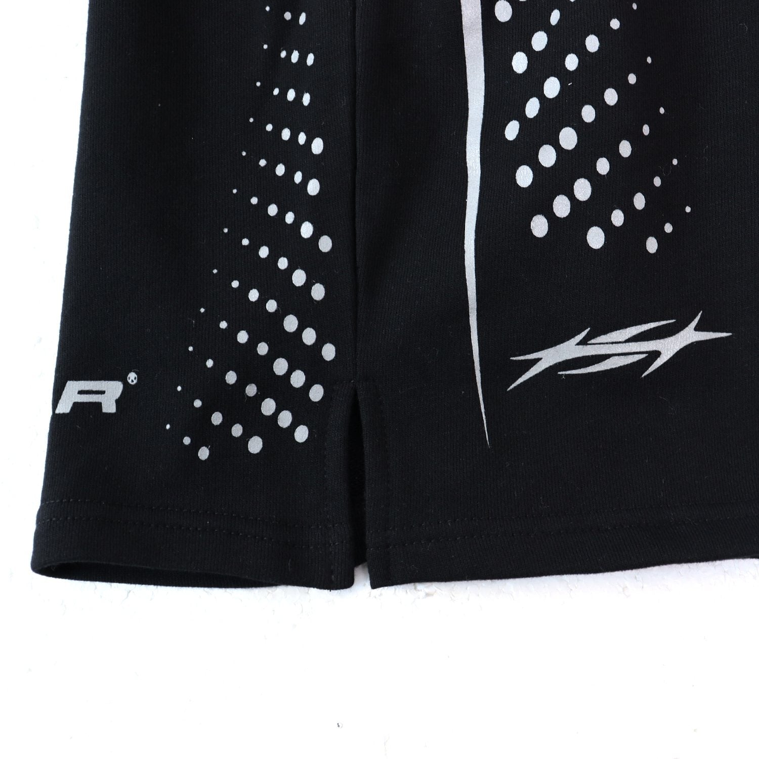 Hellstar Silver Line Graphic Shorts — detail