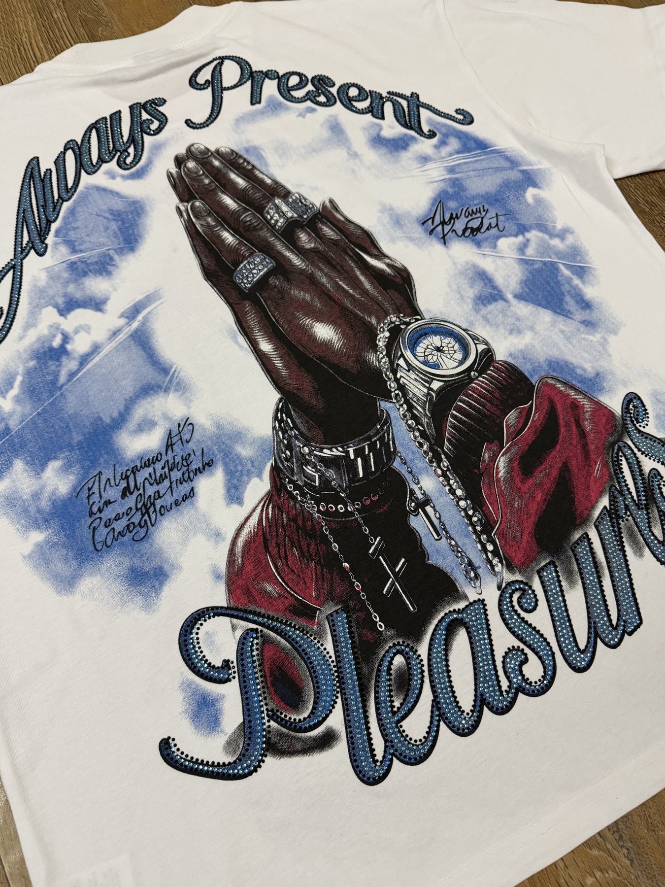 ALWAYS-PRESENT Champion Graphic Short-Sleeve T-Shirt — detail