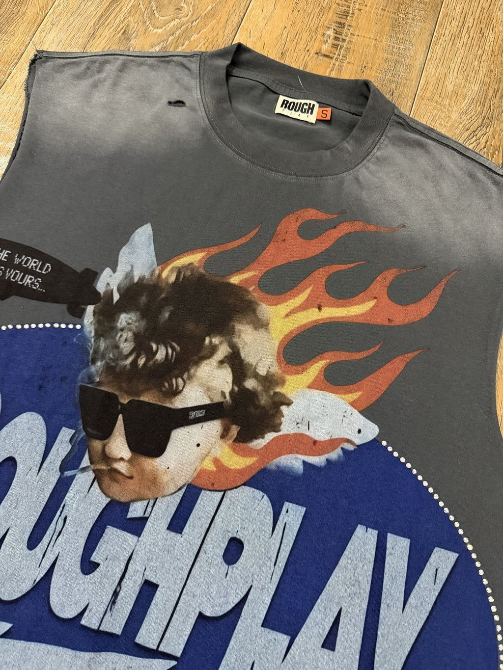 Rough Play Face & Flame Sleeveless T-Shirt — detail