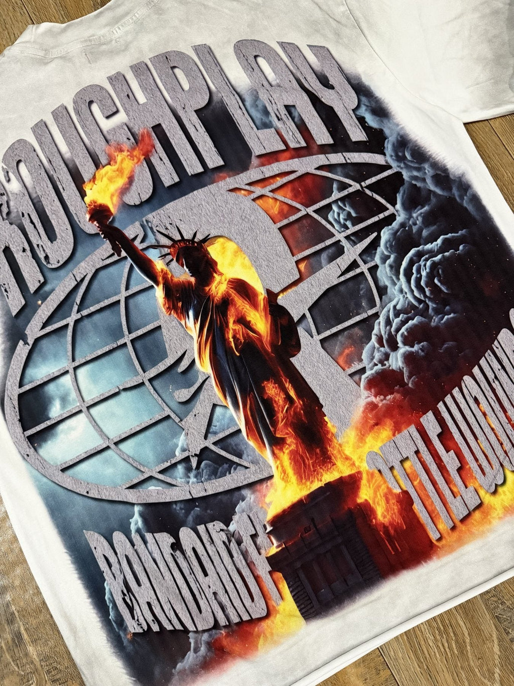 Rough Play Statue of Liberty Graphic T-Shirt — detail