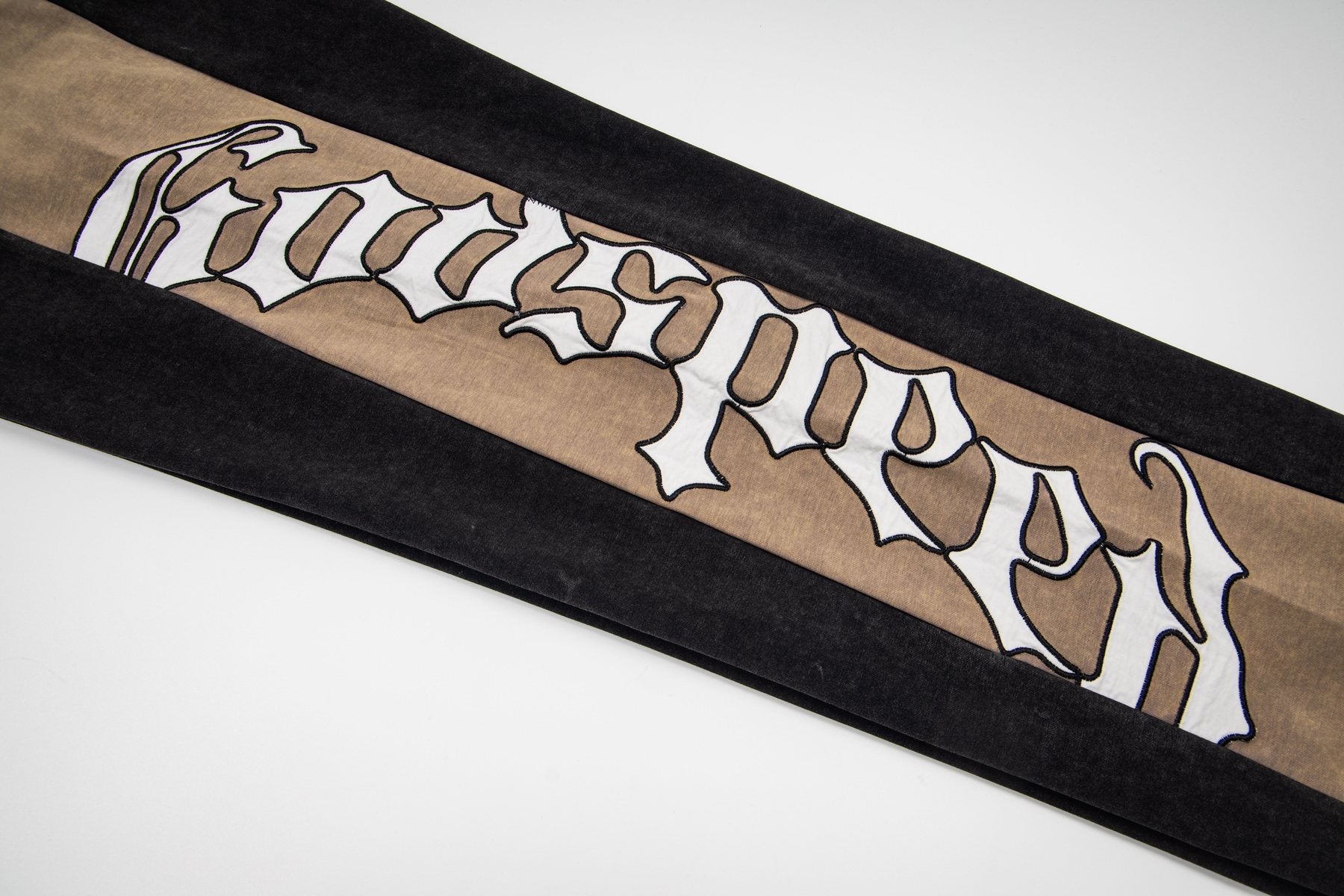 Godspeed Gothic Side Lettering Sweatpants — detail