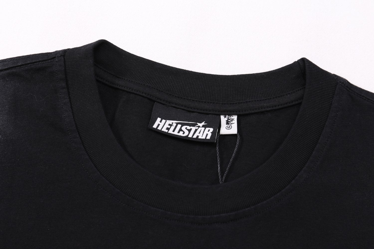 Hellstar Glory Face Graphic T-Shirt — neck_label
