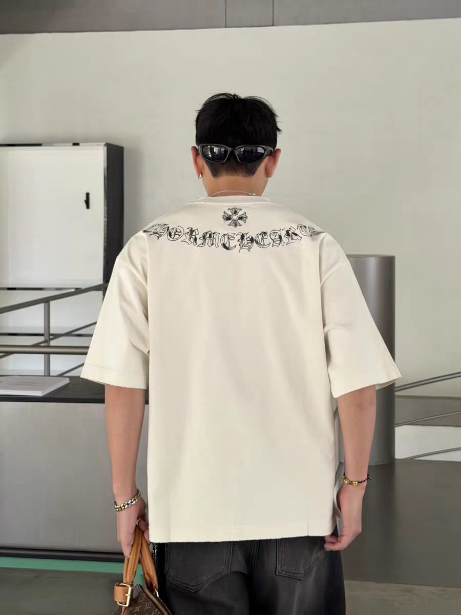 Chrome Hearts Cross Graphic Short-Sleeve T-Shirt — model