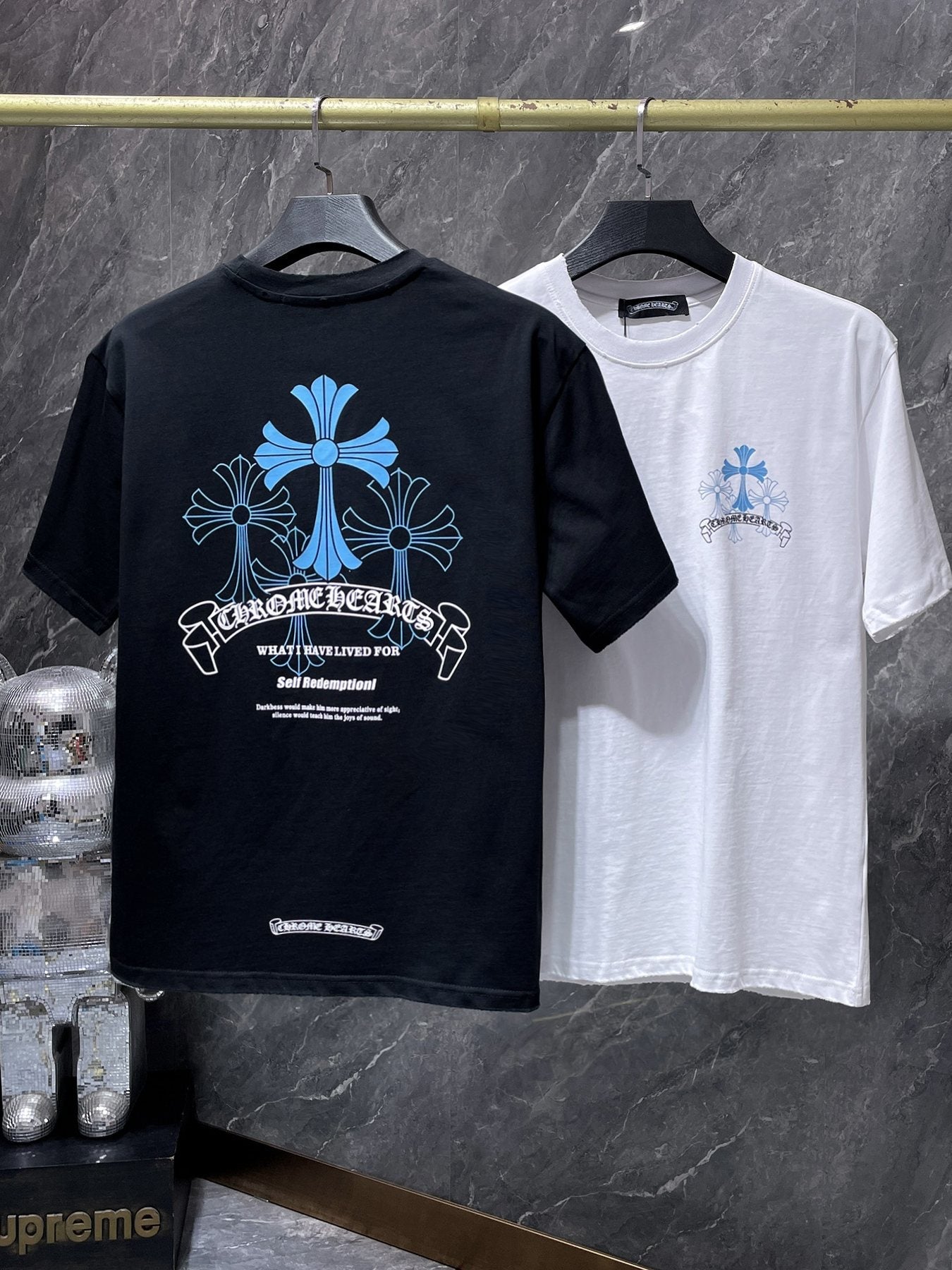 Chrome Hearts Horseshoe Cross Graphic T-Shirt — comparison